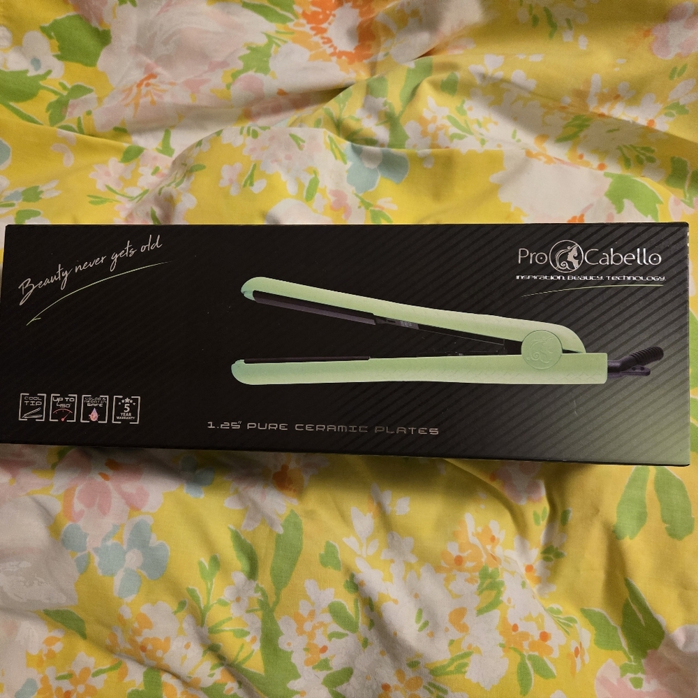 Pro Cabello Green Hair Straightener